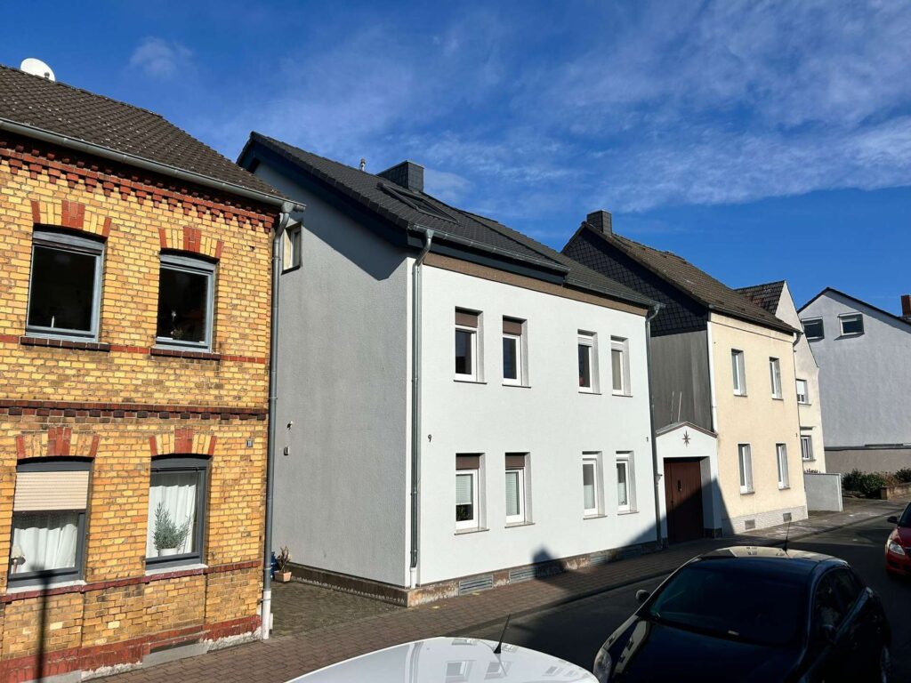 Haus Straßenansicht