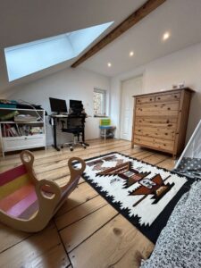 Kinderzimmer DG Straßenseite