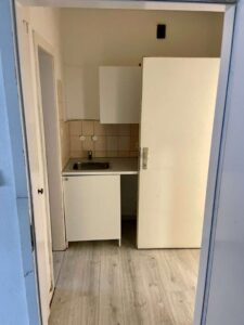 Eingangsbereich / Küche Ist-Zustand