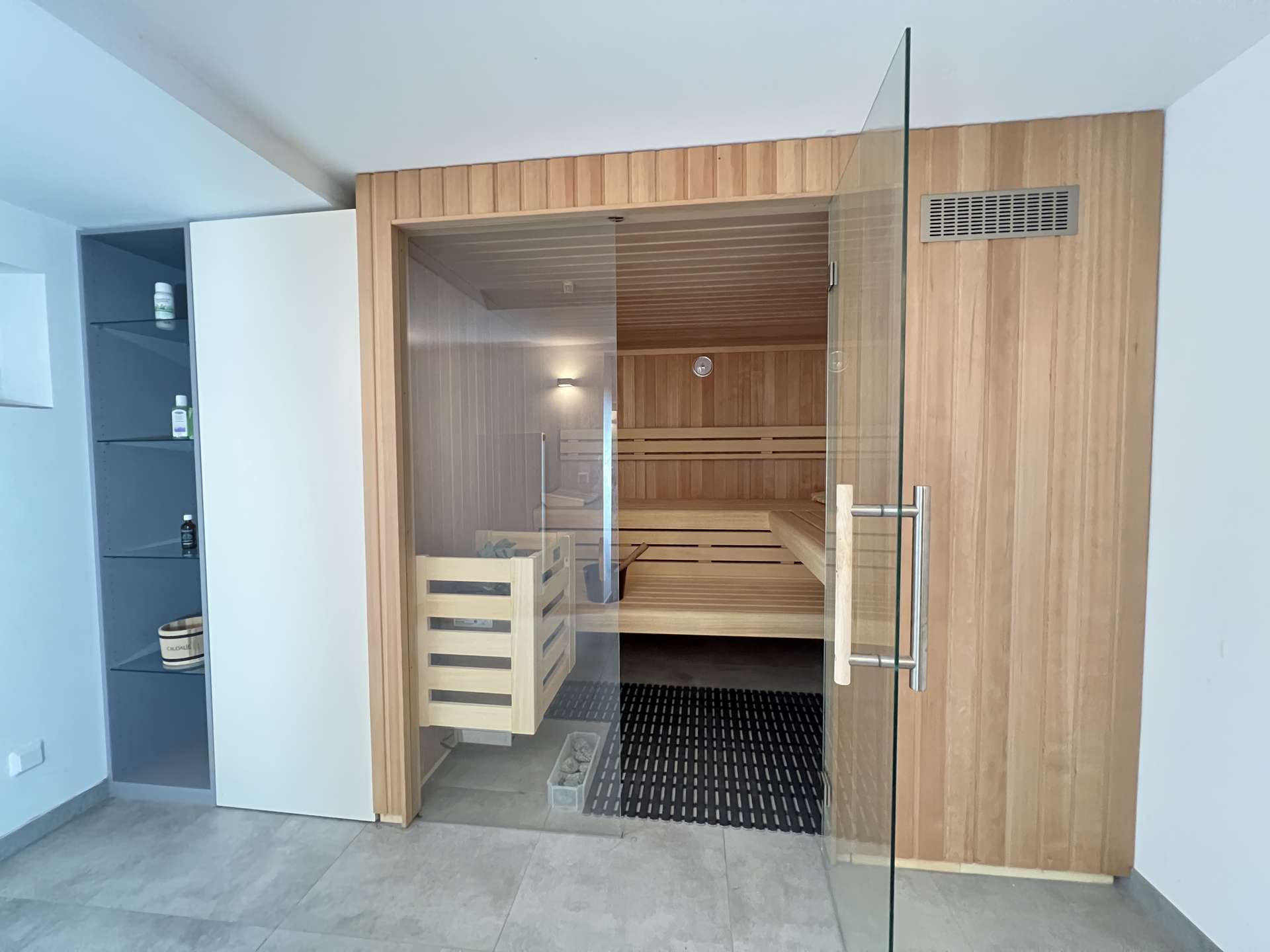 Holzsauna KG
