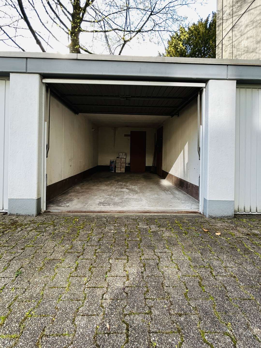 Garage Nr.5 **OPTIONAL!